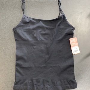 Yummie Nylon Seamless Cami. Black. L/XL